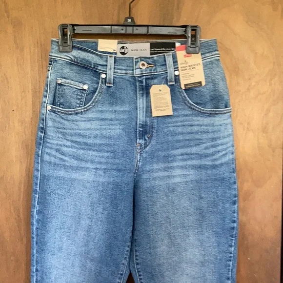 Levi’s high waisted mom jean retro denim size 28 X 27 - Picture 6 of 17